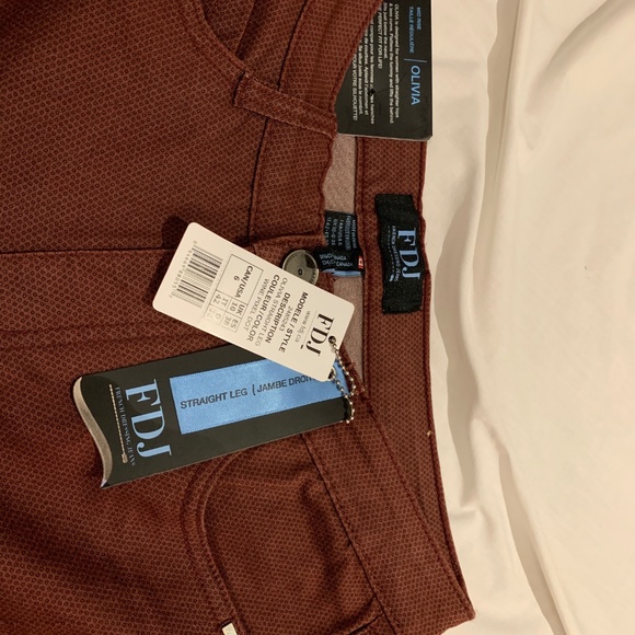 NEW FDJ OLIVIA STRAIGHT LEG MID RISE WINE DOT JEAN - Picture 7 of 8